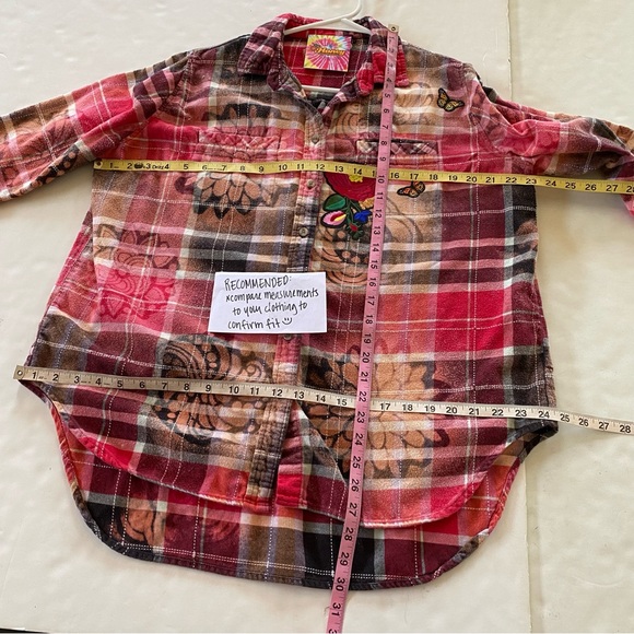 Reworked Stencil Bleached Plaid Flannel Button Down Shirt Womens Size Medium - Picture 12 of 16
